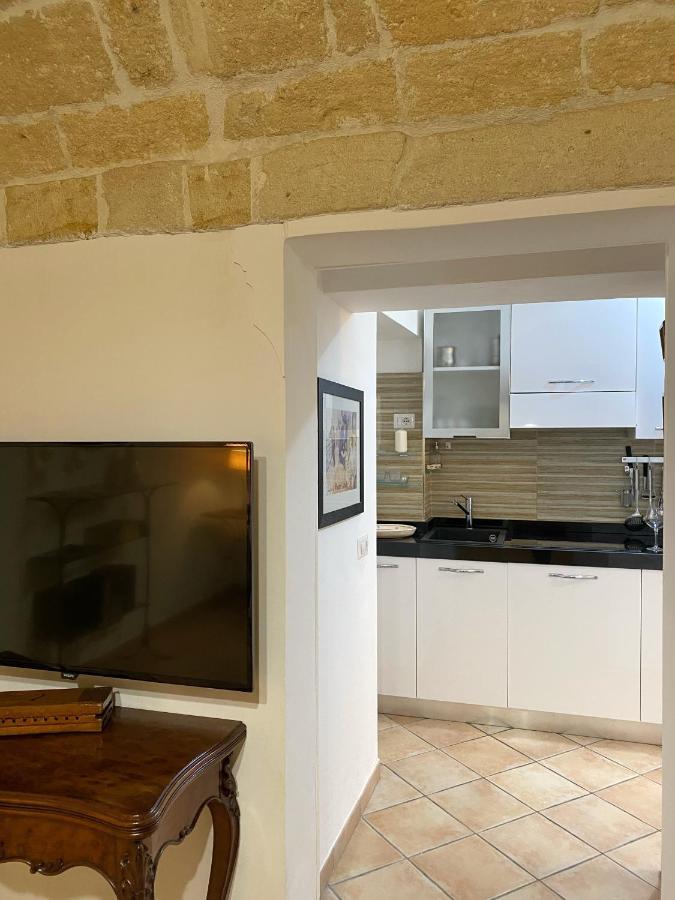 La Dimora Del Mercante - Puglia Mia Apartments Монополи Экстерьер фото