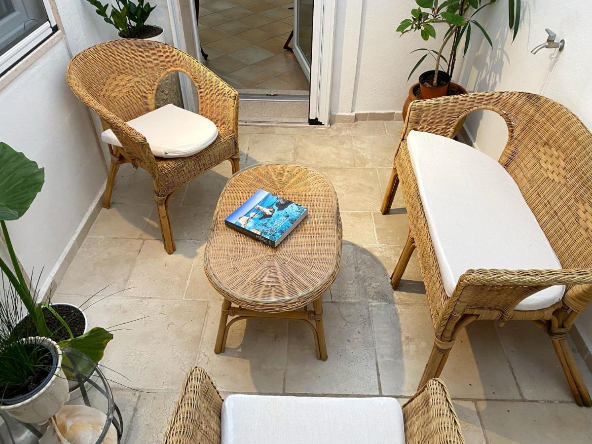 La Dimora Del Mercante - Puglia Mia Apartments Монополи Экстерьер фото