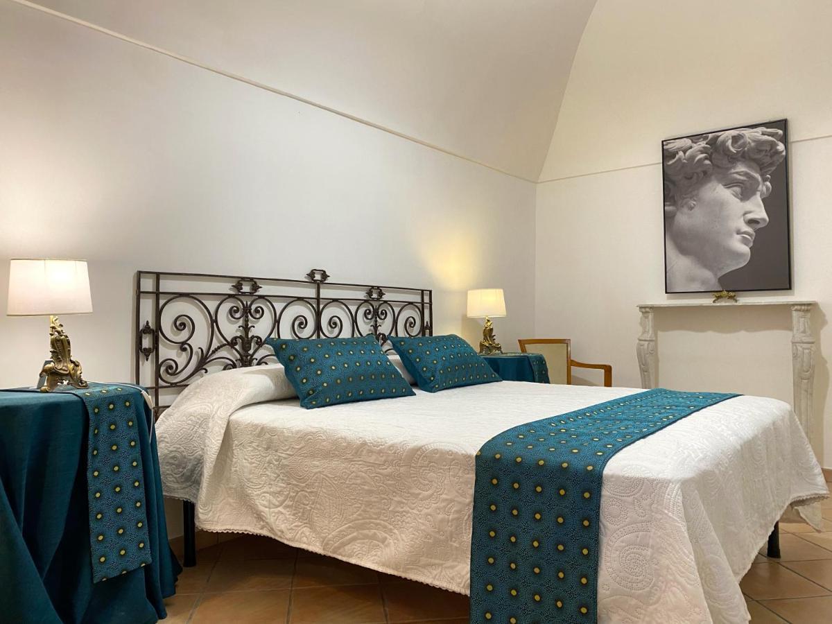 La Dimora Del Mercante - Puglia Mia Apartments Монополи Экстерьер фото